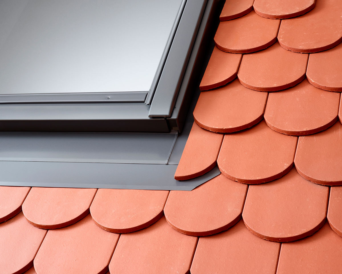 VELUX Kombi-Eindeckrahmen: Mehr Varianten, geringerer Preis