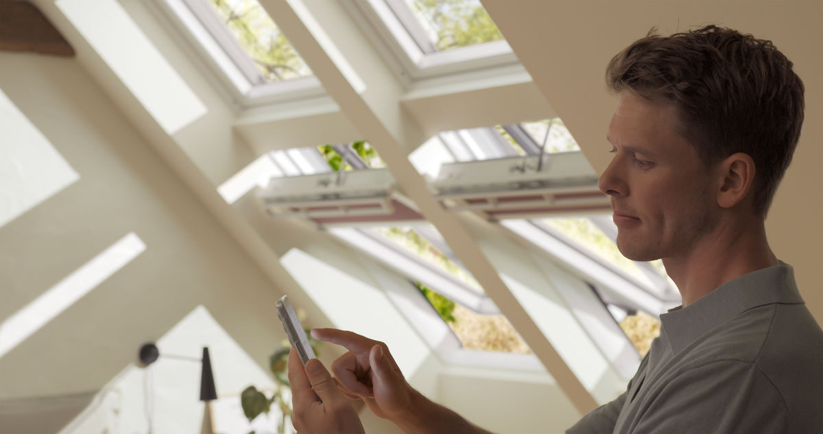 Automatische VELUX Dachfenster ab sofort deutlich attraktiver