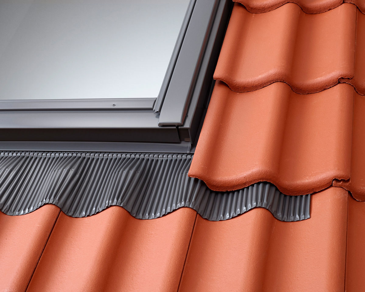 VELUX Kombi-Eindeckrahmen: Mehr Varianten, geringerer Preis